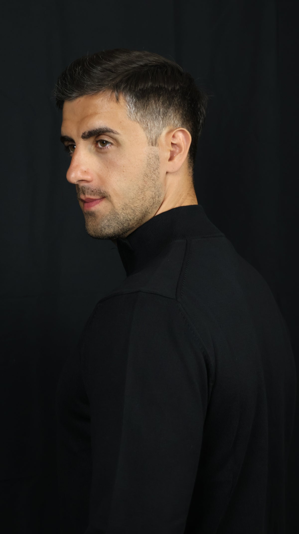 POLU ZIP CRNA